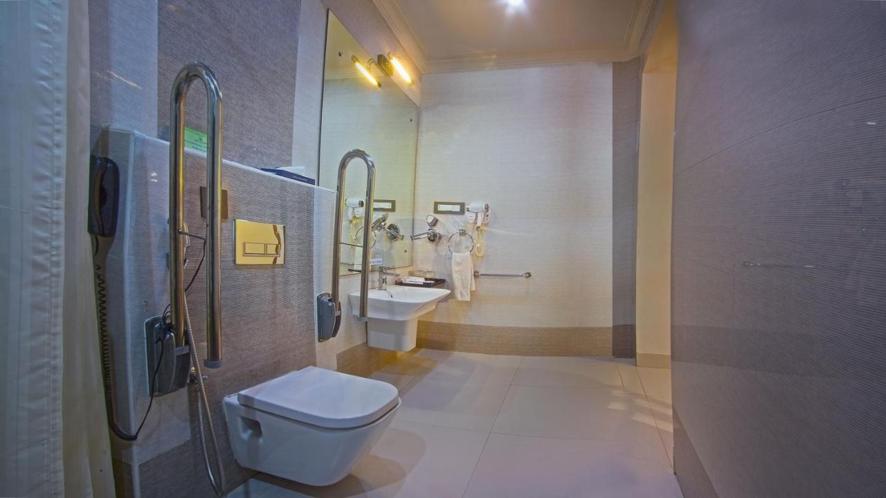 Contour Backwaters Hotel Resort & Convention Centre Rāmankari Exterior foto
